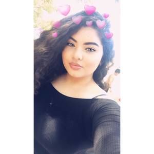 Meet your Posher, Josefina